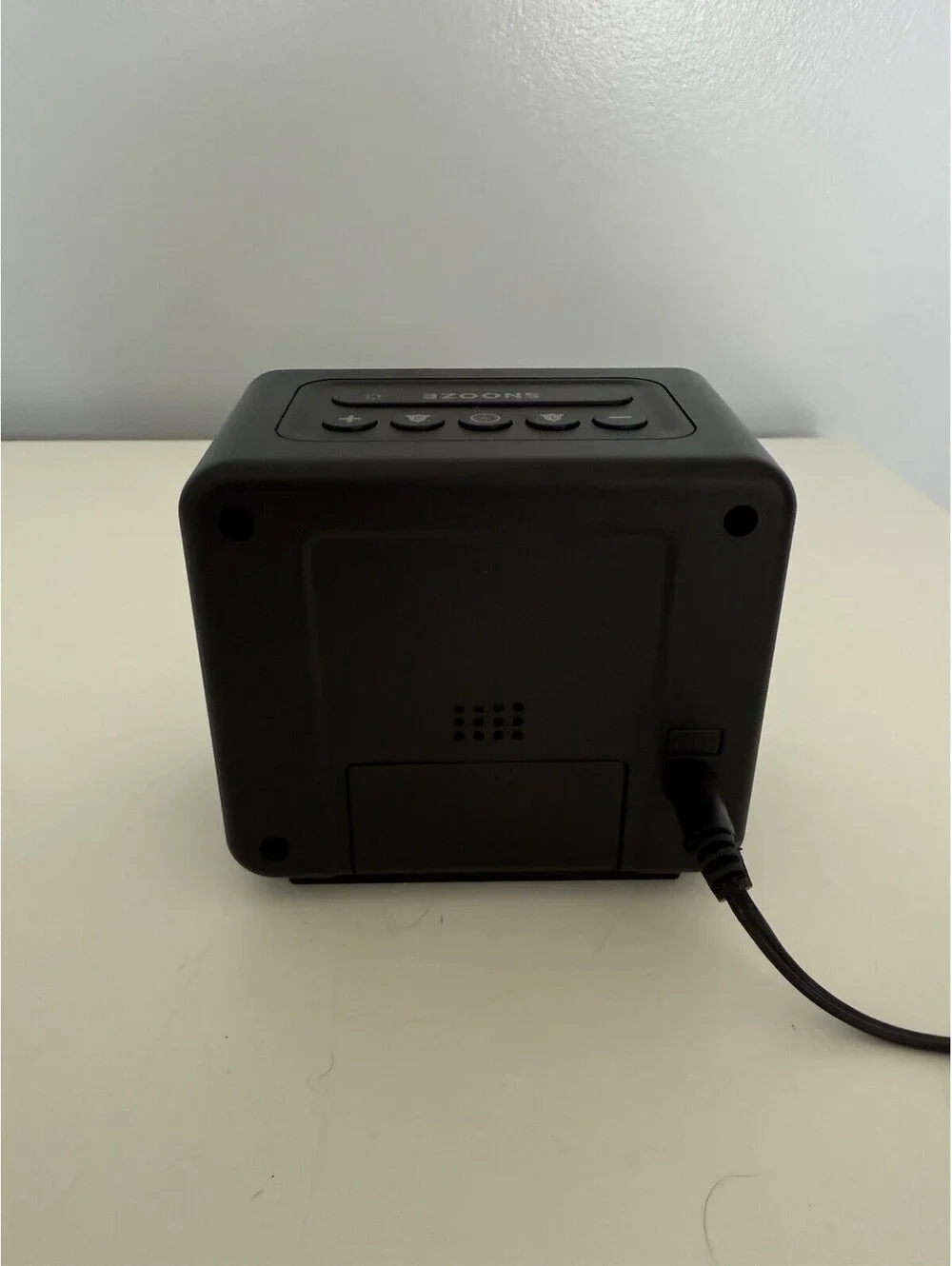 Capello Digital Alarm Clock CA-10 Toc Black W/USB Charging Port Dual Alarms EUC